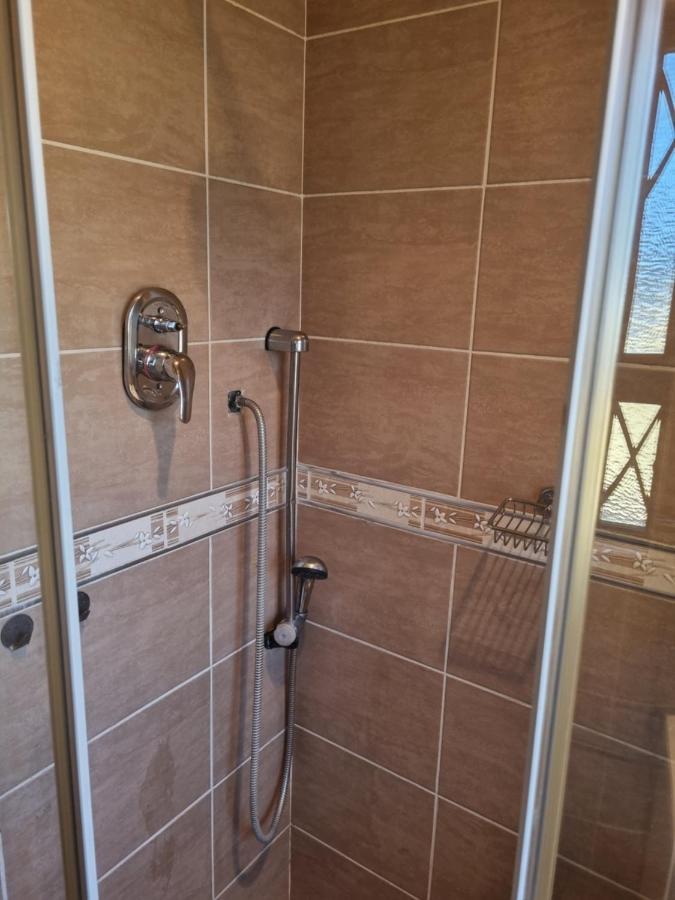 Апартаменты Lalela House Йоханнесбург Экстерьер фото