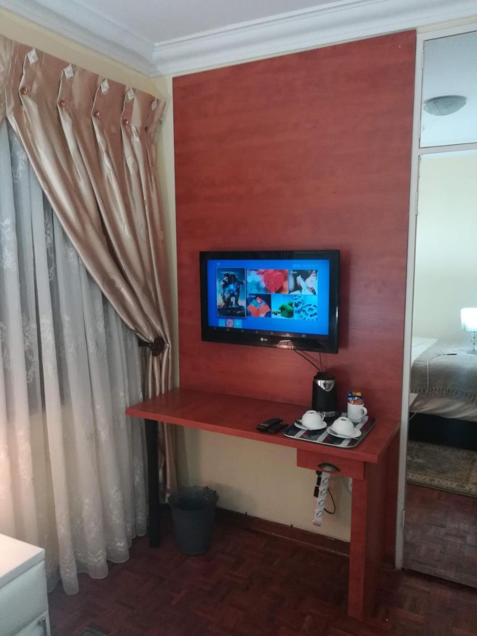 Апартаменты Lalela House Йоханнесбург Экстерьер фото